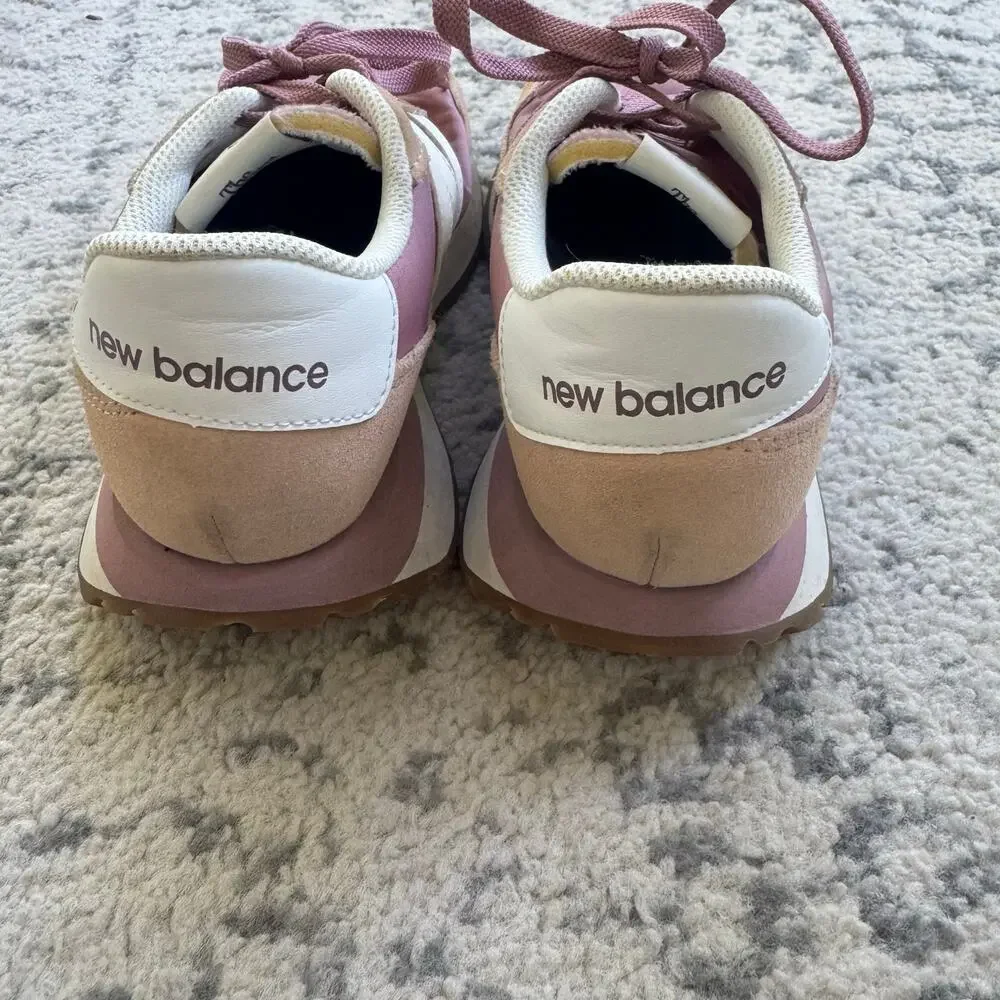 New Balance Women's 237 V1 Sneaker Dark Vintage Rose/Rosewood Size 8